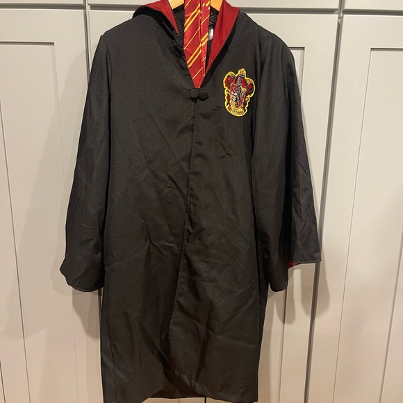 Charades Harry Potter Gryffindor Children’s Costume, Size XL - Picture 3 of 9